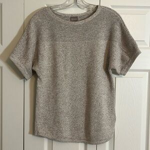 Chico’s Size 0 Women’s Short Sleeve Sweater Beige